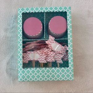 Cupcake Liners & Flags Set Chevron Print Pink